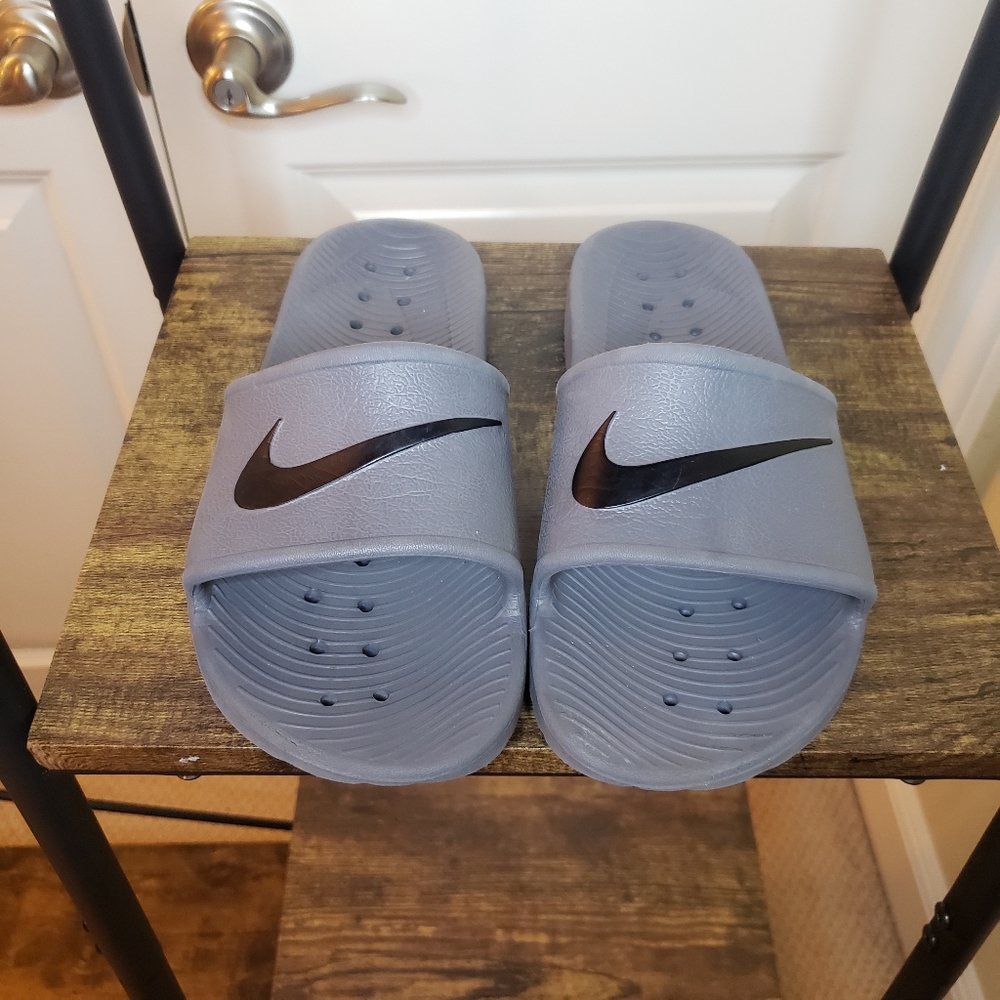 Nike slides mens size 7